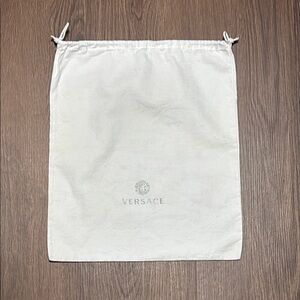 🔥🔥🔥Versace White Dust Bag🔥🔥🔥